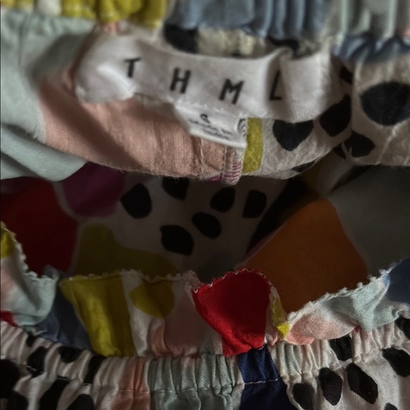 THML Multicolor Ruffle Sleeve Top - Picture 5 of 5